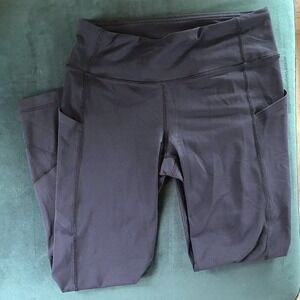 Lululemon Women's Black Leggings Size 4 Yoga Pants